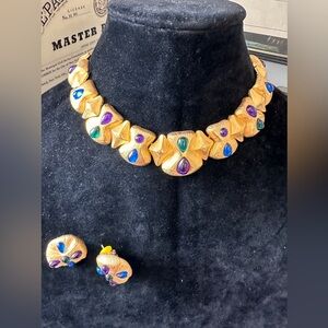 Trifari vintage choker and clip on earrings
